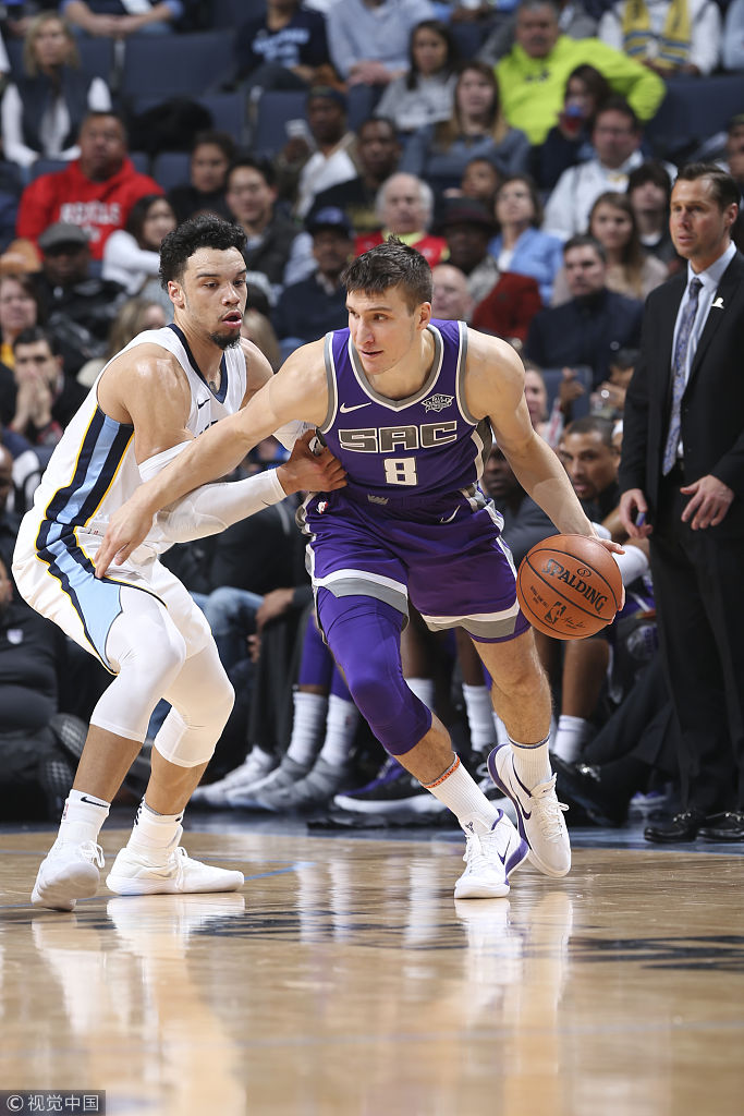 kaiyun-关键时刻萨克拉门托国王调整名单以备CBA常规赛；止住颓势环节打磨；态度坚定；轮换策略成焦点的简单介绍